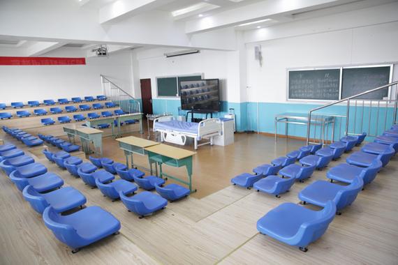 成都中医药大学针灸学校