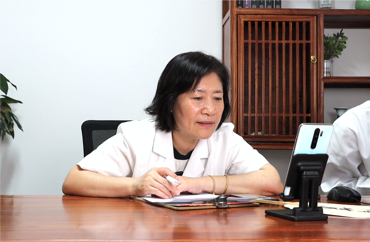 巧克力囊肿可以针灸吗