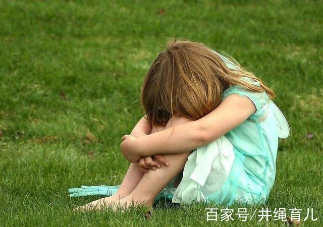 宝宝的缺乏安全感的表现