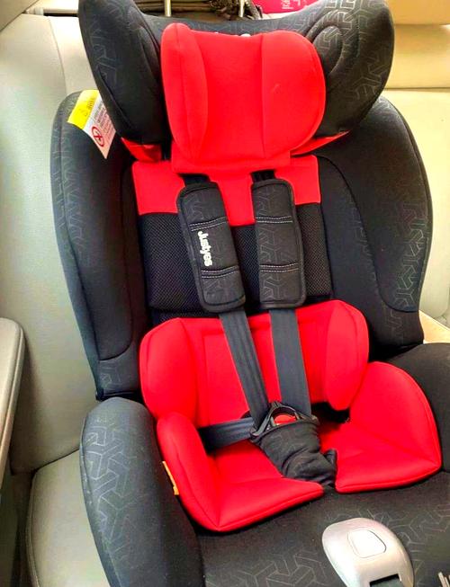 isofix安全椅接口