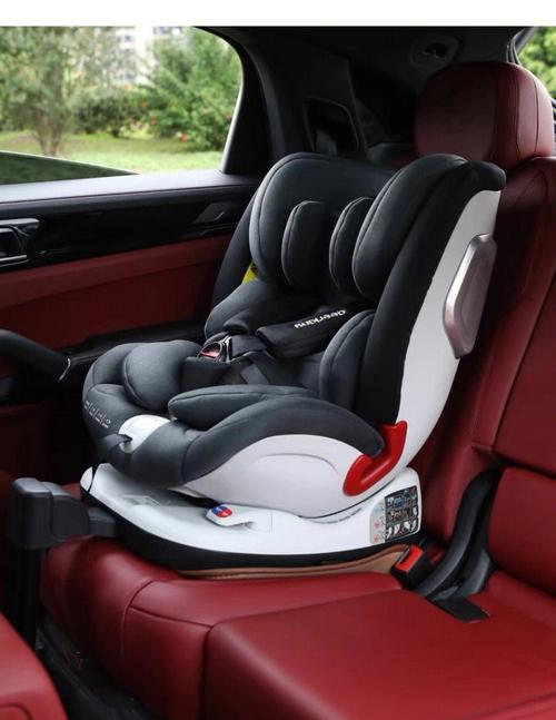 宝宝多大可以用安全座椅