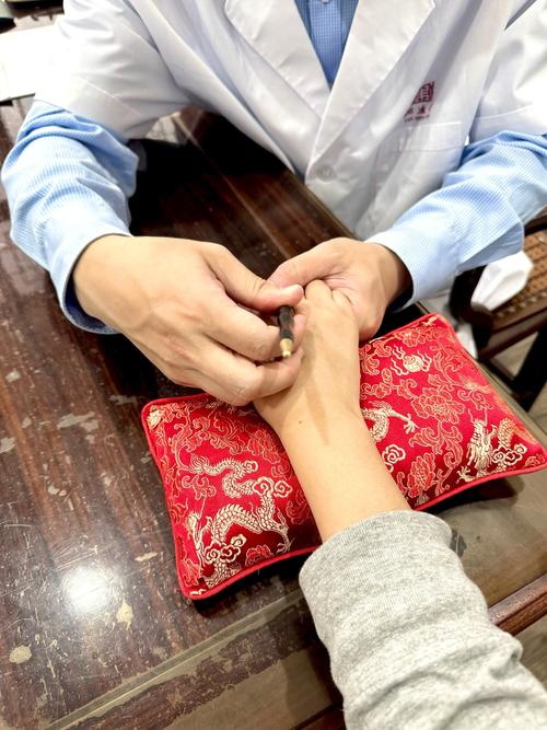 脚手肿大针灸怎么治疗