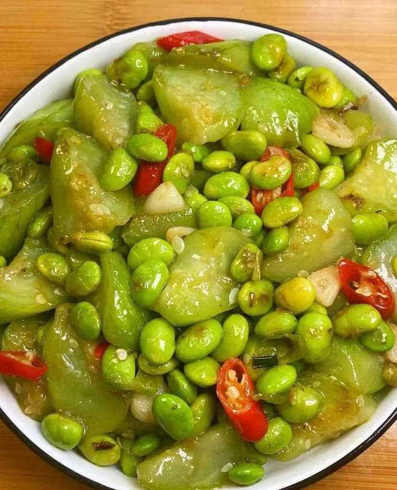 痛风可以吃丝瓜毛豆吗