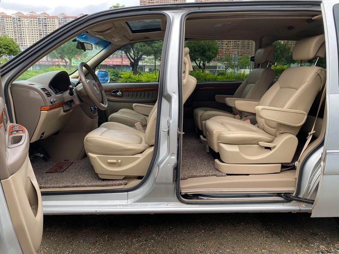 gl8老款 安全座椅