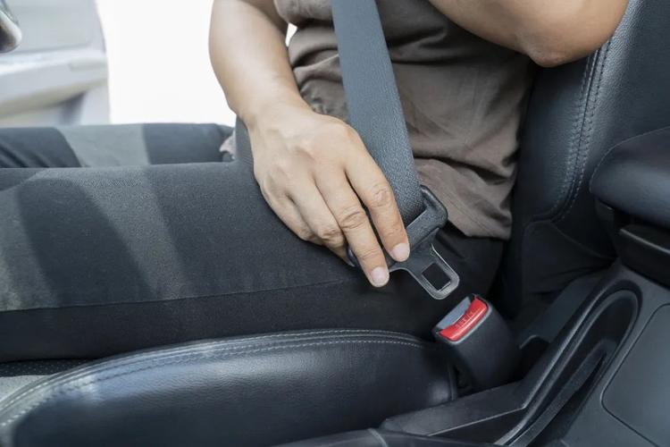 2026年没系安全带