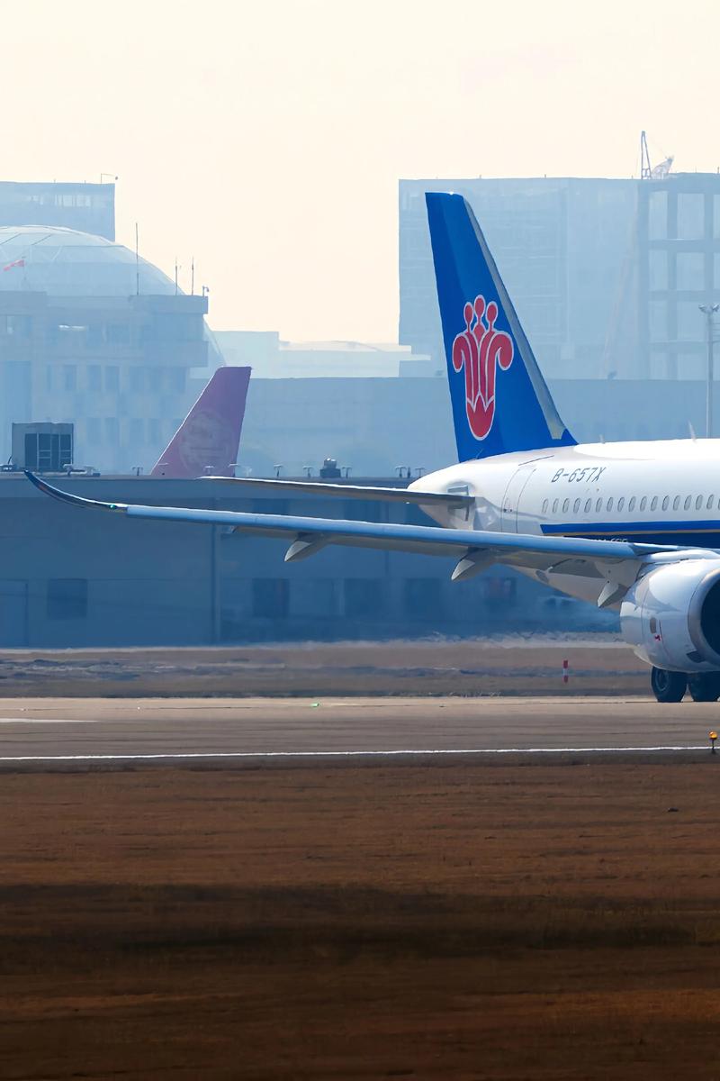 新华社报道:南航C919实现广州—长沙双基地运行