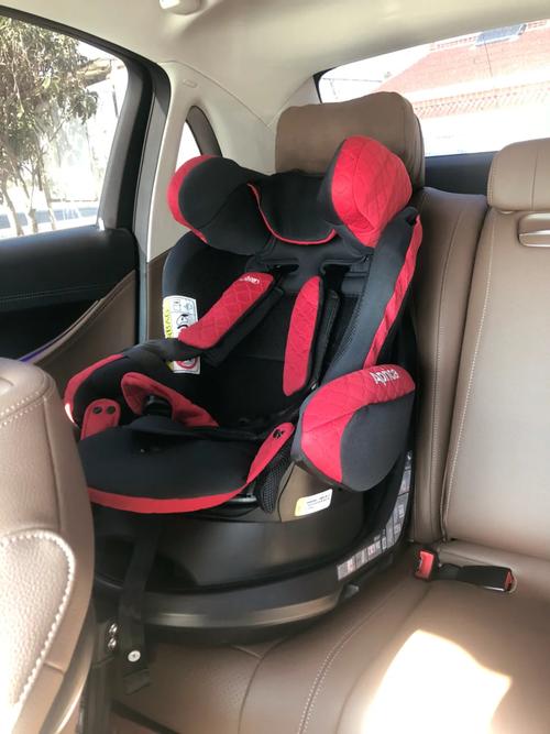 阿普丽佳安全座椅测评