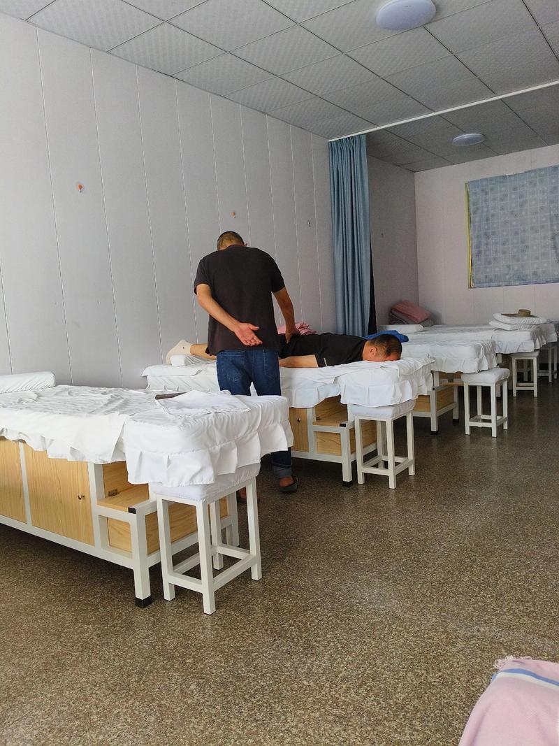 山东针灸推拿正骨学校