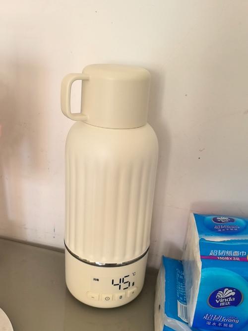 小白熊恒温水壶安全吗