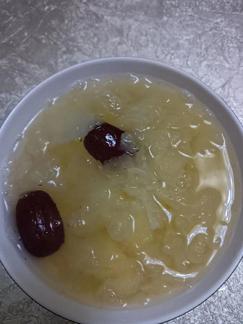 痛风能吃银耳红枣汤吗