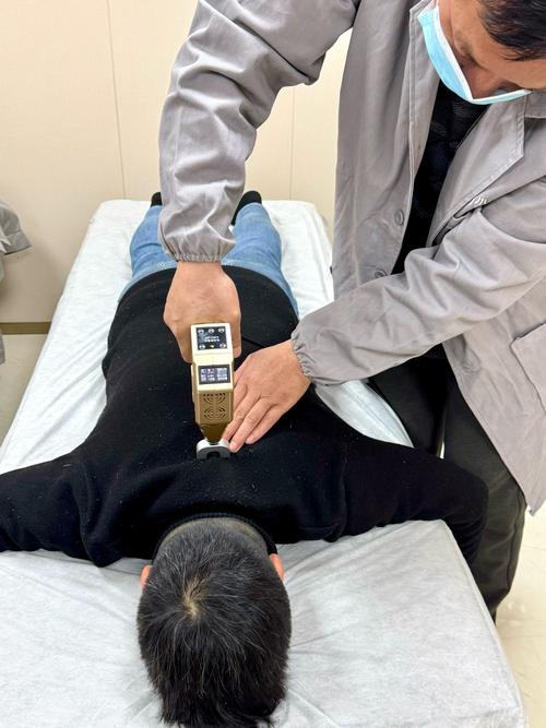 针灸治疗髋关节疼痛