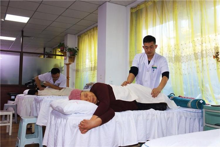 哈尔滨针灸按摩学校