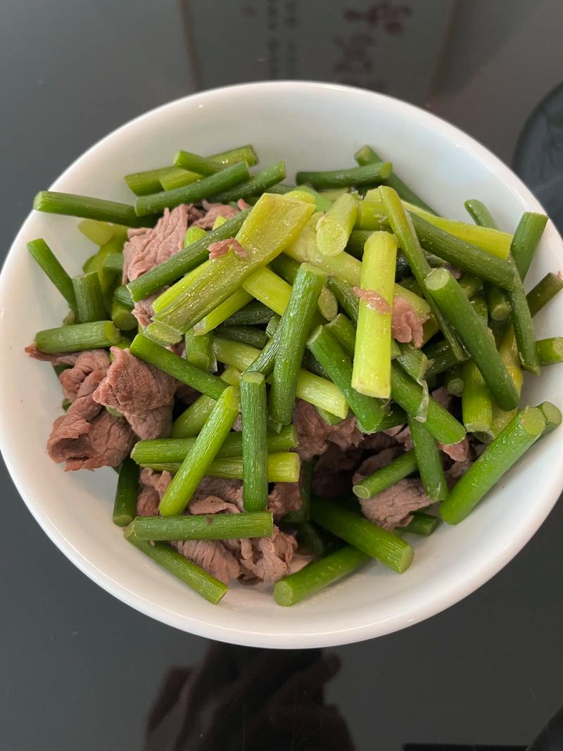 痛风能吃蒜薹炒肉吗