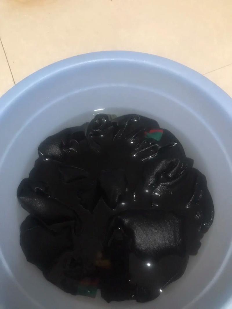 掉色严重的衣服安全吗
