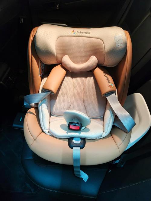 儿童安全座椅使用年龄