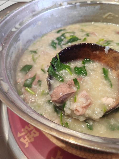 痛风可以吃猪肉粥吗