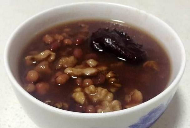 痛风薏米桑枝核桃肉