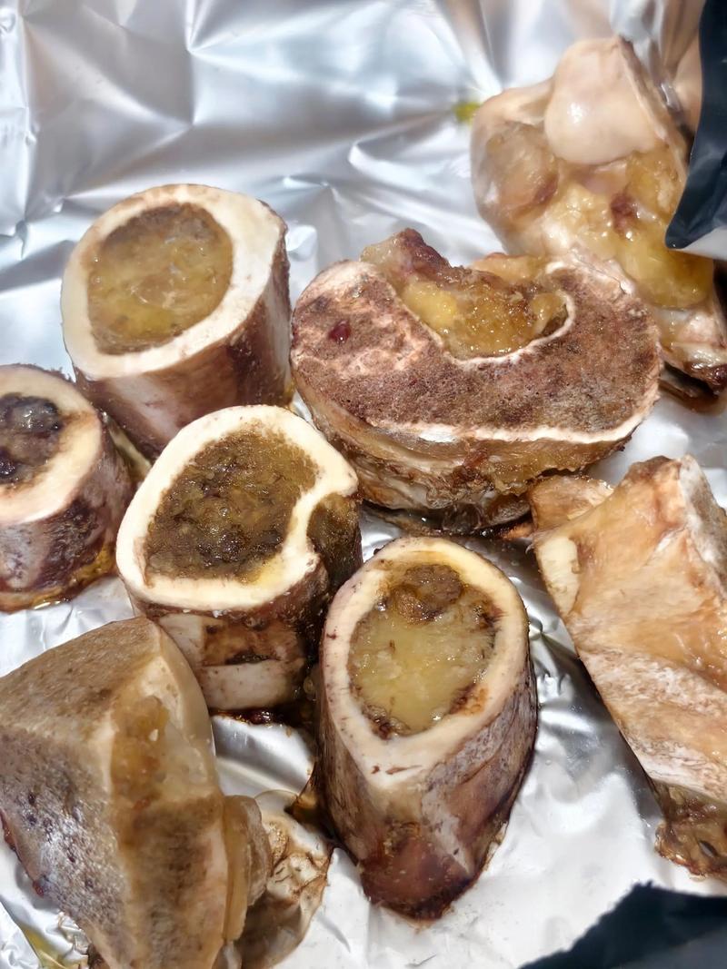 痛风可以吃牛骨髓吗