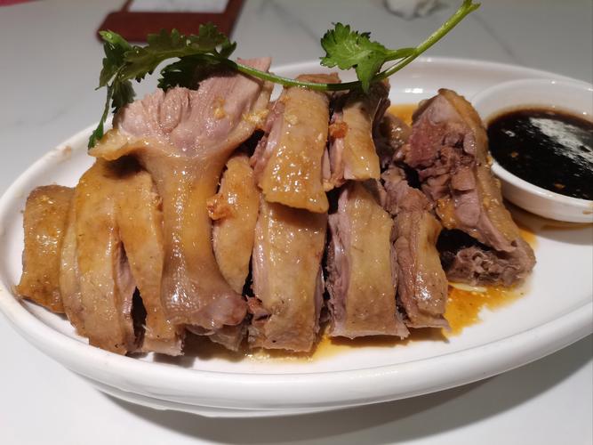 痛风可以吃咸水鸭吗